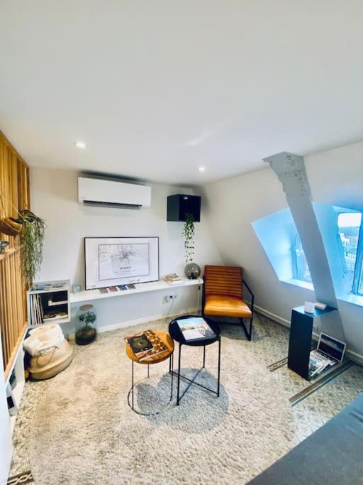 *Astoria 6* Appart Cosy En Plein Centre Vichy Exterior foto